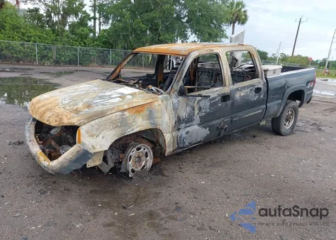 2006 Chevrolet Silverado K2500 Heavy Duty из США, поврежденный, VIN 1GCHK23D76F243379